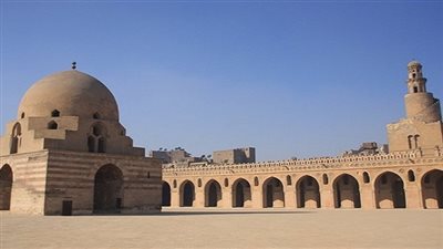 الآثار توضح حقيقة غرق حواصل مسجد ابن طولون في المياه الجوفية