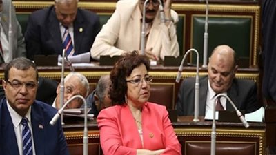 برلمانية تسأل عن دور حى الزقازيق في حادث انهيار برج سكني على المواطنين 