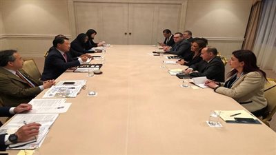 وزيرا التجارة والصناعة والاستثمار يبحثا سبل تعزيز التعاون الصناعى بين مصر ودول القارة الافريقية