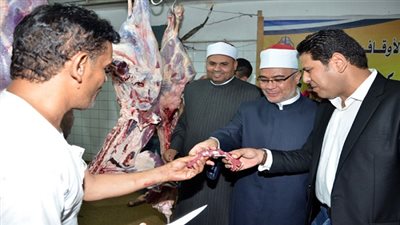 الأوقاف: توزيع 12 طن لحوم أضاحي بمحافظات دمياط ومرسى مطروح والإسكندرية