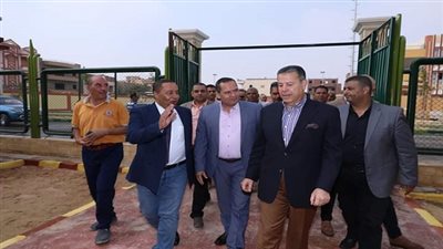 محافظ بني سويف ورئيس هيئة الأبنية التعليمية يتفقدان مدرسة المتفوقين