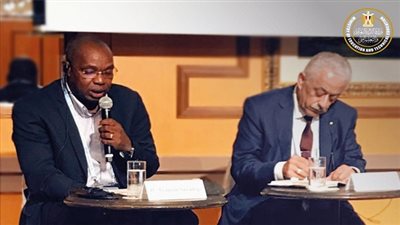 وزير التربية والتعليم يستعرض تجربة مصر لتطوير التعليم في ندوة بعنوان 