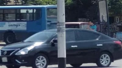 الجيزة: مراجعة أعمدة الانارة بشارع الجامعة