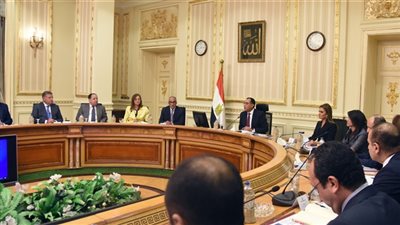 مدبولي يكلف بتشكيل مجموعة عمل لدراسة تداعيات المتغيرات الاقتصادية العالمية