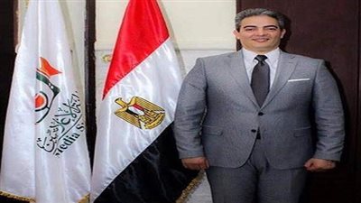 طارق سعدة نقيب اﻻعلاميين فى حوار خاص مع محمد الباز فى 90 دقيقة.. الليلة 