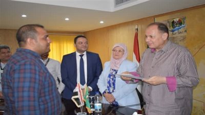 محافظ الفيوم يشهد حفل تسليم عدد من المشروعات للأسر الأولى بالرعاية