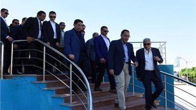 رئيس الوزراء يفتتح مركز خدمات المستثمرين بالمنيا