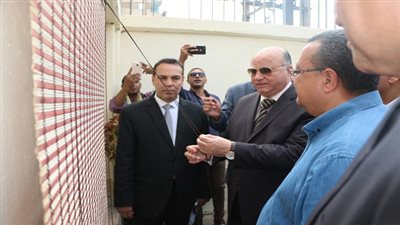 محافظ القاهرة يفتتح نفق مشاة أحمد عصمت والرابط بين أحياء المطرية وعين شمس بعد تطويره