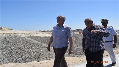 محافظ البحر الأحمر يتابع تطور الأعمال بسوق الغردقة الجديد