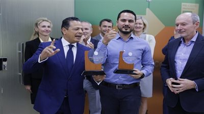 بالصور.. وفد 