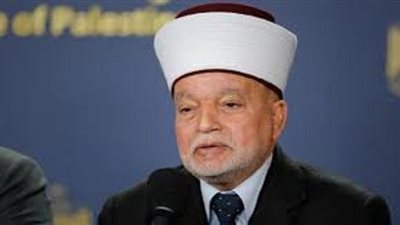 وصول نائب مفتي فلسطين لحضور المؤتمر الثلاثين للمجلس الأعلى للشئون الإسلامية