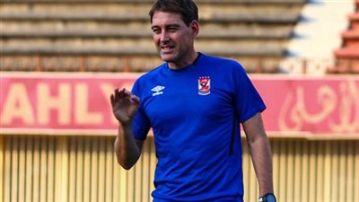 يوم عيد ميلاده.. فايلر يحقق الفوز الأول مع الأهلى علي حساب كانو سبورت