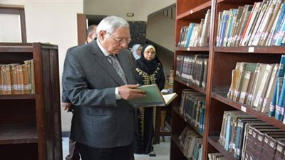 بالصور... شاروبيم في جولة بمكتبة المنصورة 