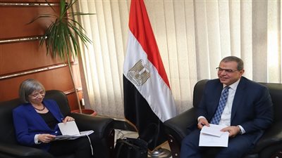 وزير القوي العاملة يلتقي نائب مدير عام منظمة العمل الدولية