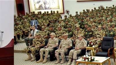 سفر 7 لجان عسكرية لتسوية تجنيد المصريين بالخارج.. اعرف الدول