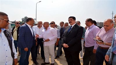 وزير النقل ومحافظ القليوبية يتفقدان أعمال تطوير كباري طريق بنها - المنصورة 