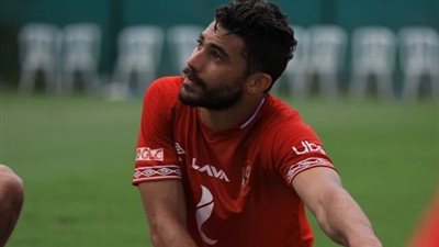 بعد إصابات السوبر.. كيف سيكون شكل دفاع الأهلي أمام سموحة؟