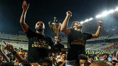 حسام عاشور والبطولات.. هل يتخطى مسمار الأهلي رقم داني ألفيش؟.. الوصول للتويج رقم 40 في تاريخه كلمة السر