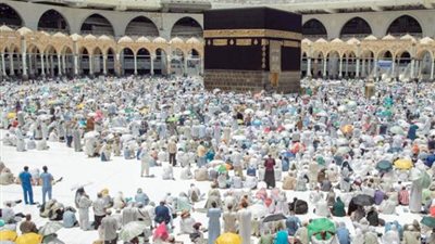 السعودية: توحيد رسوم إصدار تأشيرات العمرة والحج