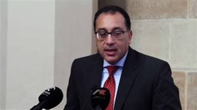 رئيس الوزراء يستعرض موقف مشروعات السكة الحديد والأنفاق والنقل