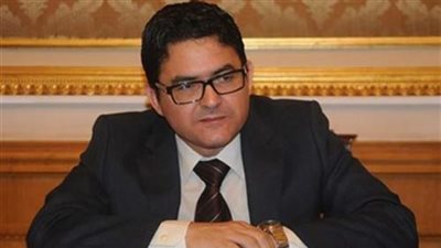 سرق ونهب خيرات مصر.. 