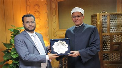 وزير الشؤون الإسلامية بموريتانيا يزور مشيخة الأزهر