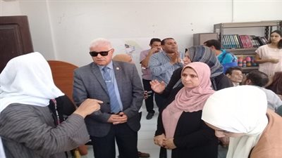 رئيس حي البساتين يتفقد أعمال ورش التخطيط المجتمعية المنعقدة بعزبة النصر بالبساتين