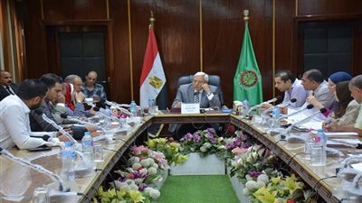 محافظ الدقهلية في اجتماع مشروع توريل بارك بحديقة الحيوان بالمنصورة 