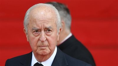 محاكمة رئيس الحكومة الفرنسية السابق في قضية فساد