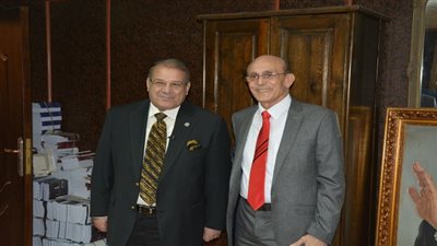 بالصور.. حسن راتب ومحمد صبحى  يفتتحان مسرحا جديدا بمدينة سما سنبل للفنون والثقافة 