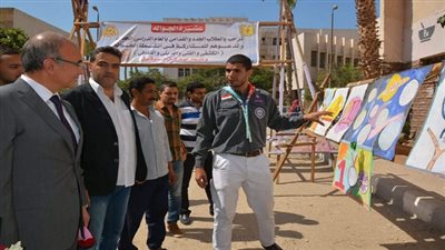 رئيس جامعة الزقازيق يواصل جولاته اليوم ويلتقى طلاب كلية الصيدلة