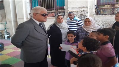 رئيس حى البساتين يتفقد مدرسة السيدة خديجة الرسمية للغات بالمعراج