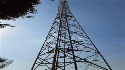 نائب المحافظ: إيقاف أعمال أنشاء برج شبكة محمول علي طريق الاتوستراد بالخليفة