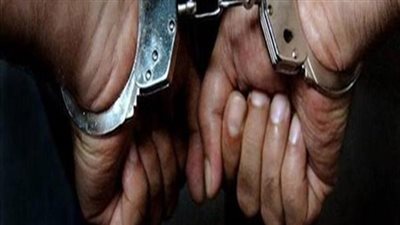 ضبط تشكيل عصابي بحوزته 193 تمثالا وتابوت حجري داخل مقبرة أثرية بالجيزة