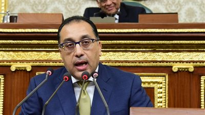 مدبولى يعلن إعادة النظر في معايير دعم المستحقين