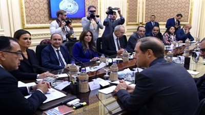 مدبولي يستقبل وزراء الصناعة في روسيا والاتحاد الأوراسي