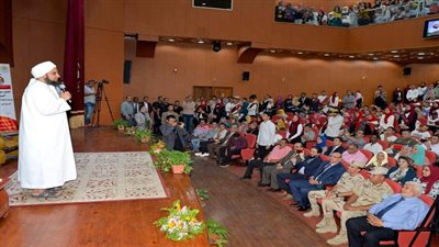 بالصور.. الجفرى مع طلاب جامعة المنصورة في لقاء مفتوح