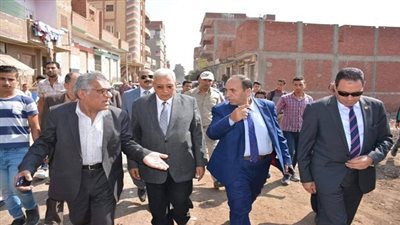 محافظ الدقهلية.. يكلف رئيس المدينة باستخراج رخصة بناء لإحدى المواطنات بالسنبلاوين