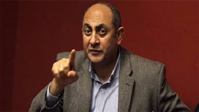 رجل الإخوان الخفي يدافع عن هؤلاء...!