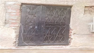 إيقاف أعمال مخالفة تحويل شقة من سكنى إلى تجارى بالمعادى الجديدة