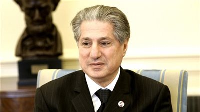 رئيس لبنان السابق: الشعب يطلب إسقاط الحكم وينتفض ضد حزب الله