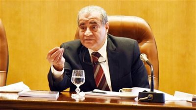 وزير التموين يوافق على محاكمة مسئولين بـ