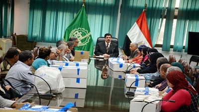 محافظ القليوبية: توزيع فيزا تكافل وكرامة على 25 ألف و212 مستفيد