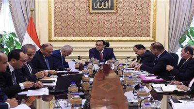 الوزراء: التعاقد على 650 ألف تابلت.. وإتاحة 26 ألف شاشة تفاعلية