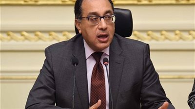 رئيس الوزراء: توجيه أي فوائض بالموازنة لقطاعي التعليم والصحة