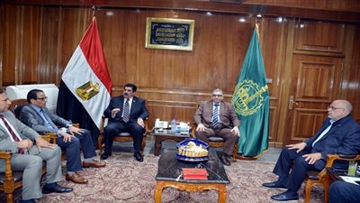 محافظ القليوبية: إنشاء مستشفى جامعة بنها التخصصي الجديد من أهم المشروعات القومية    