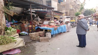 حملة لرفع الإشغالات من ميدان صقر قريش بالمعادى الجديدة