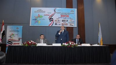 محافظ الإسكندرية ووزير القوي العاملة يطلقان البرنامج الثالث من مبادرة 