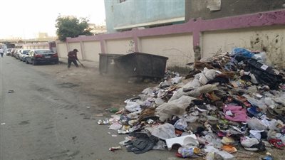 غضب على مواقع التواصل الإجتماعى السويس.. أيقظت المحافظ  لتكثيف حملات النظافة