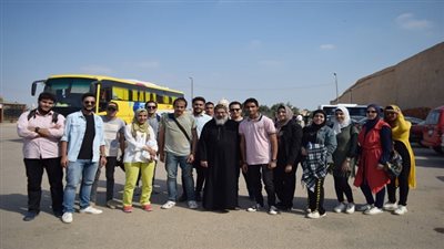 جامعة مصر للعلوم والتكنولوجيا تدعم فنون العمارة والهندسة وتنظم رحلة علمية بوادى النطرون 